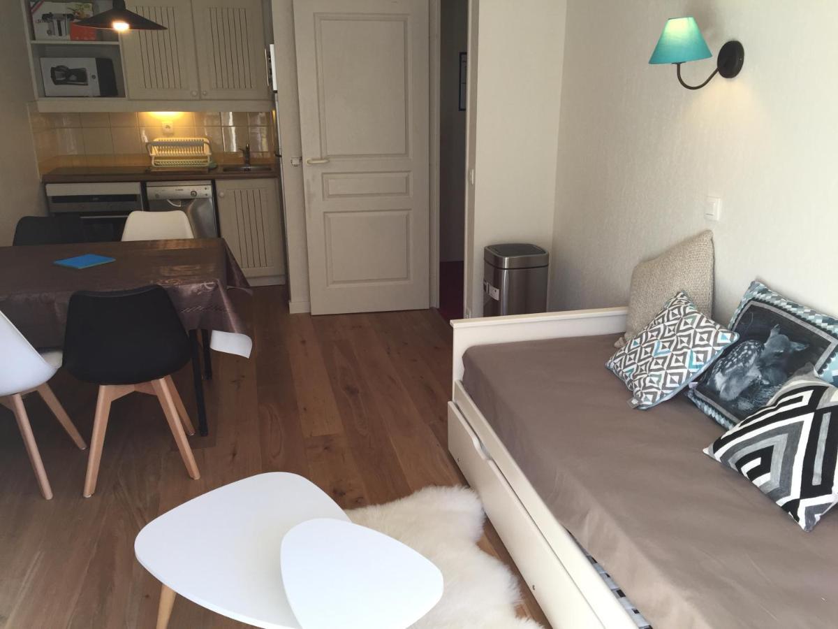 Agreable T2 Idealement Situe Au Coeur De Saintlary Bagian luar foto